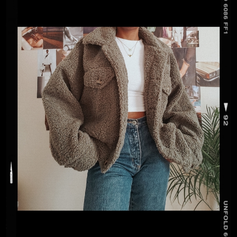 ☆ Green Fuax Fur Coat ☆